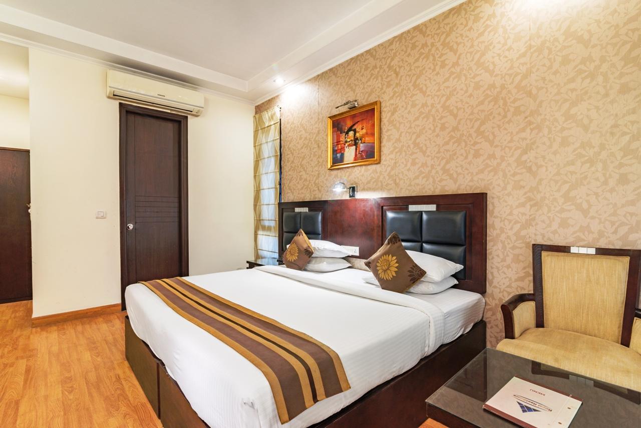 Royal Residence Mg Road Гургаон Екстериор снимка